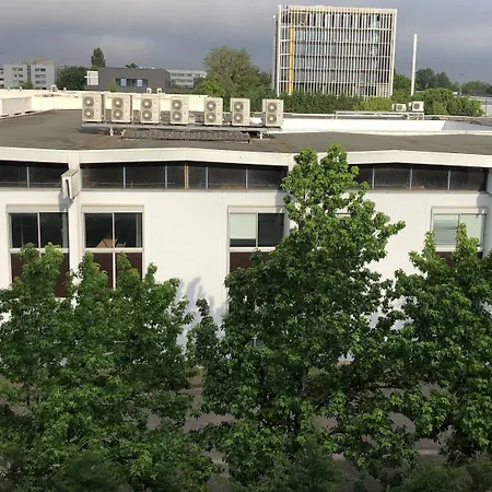 Premiere Classe Bordeaux Ouest - Aeroport 2*