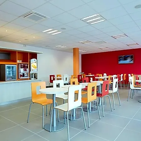 Premiere Classe Bordeaux Ouest - Aeroport Otel