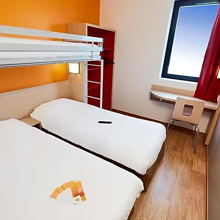 Premiere Classe Bordeaux Ouest - Aéroport 2*