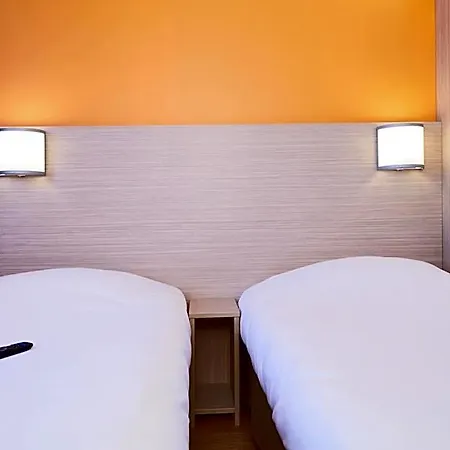 Premiere Classe Bordeaux Ouest - Aéroport Hotel 2*