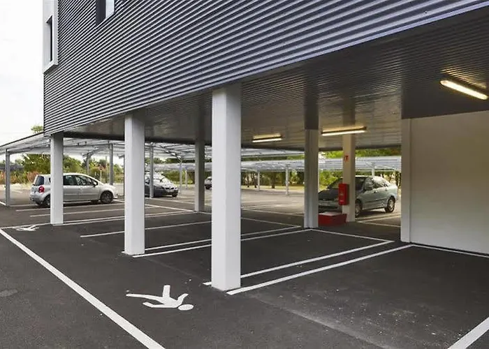 Premiere Classe Bordeaux Ouest - Aeroport 2* Mérignac